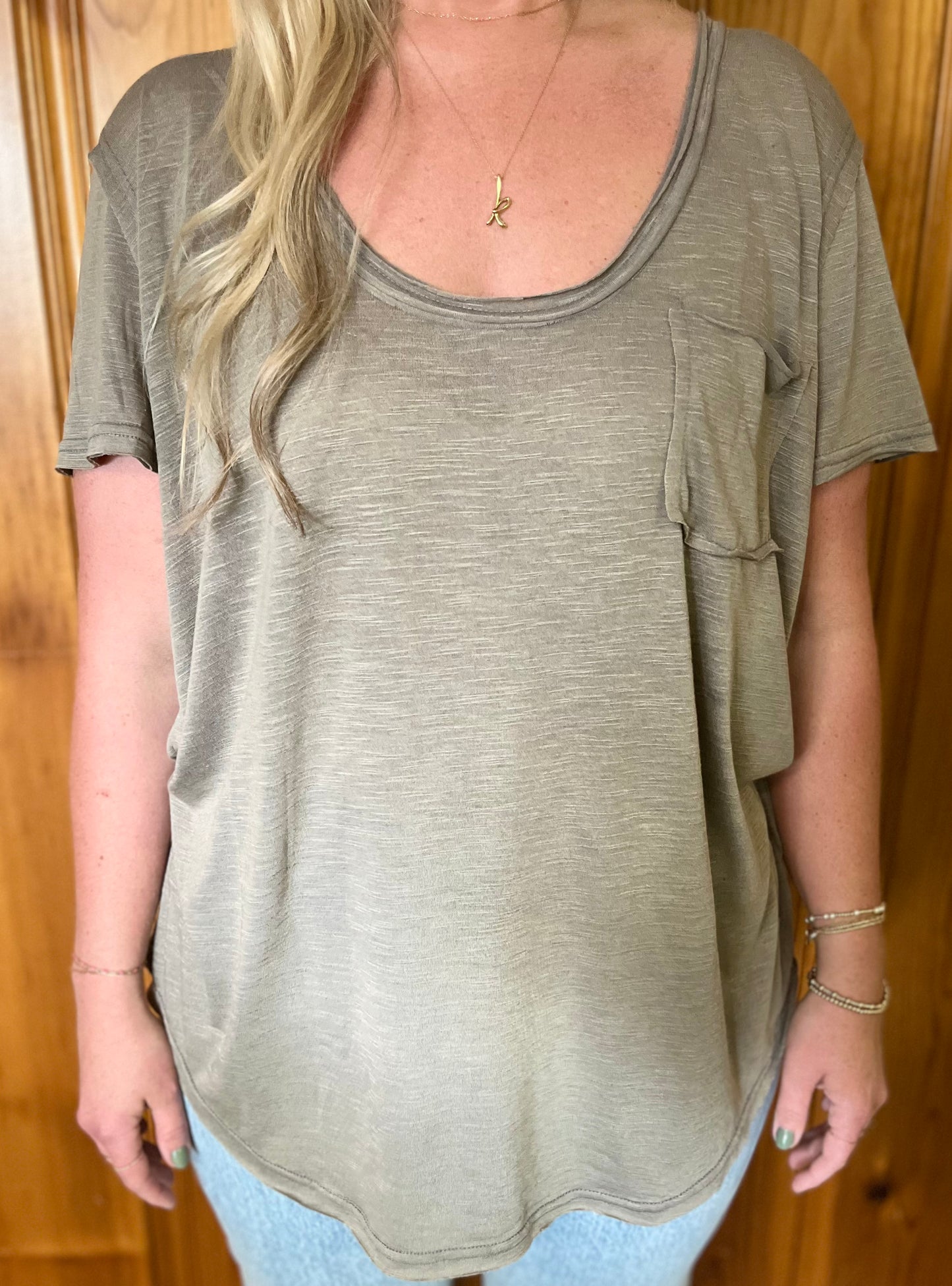 scoop neck charcoal tee